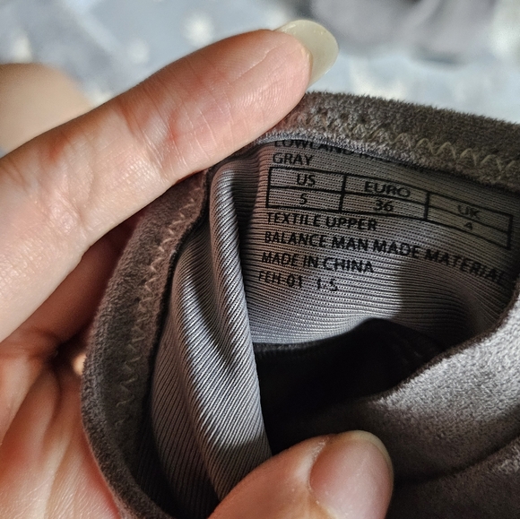 Stuart weitzman big girl size 5 lowland - Picture 3 of 3